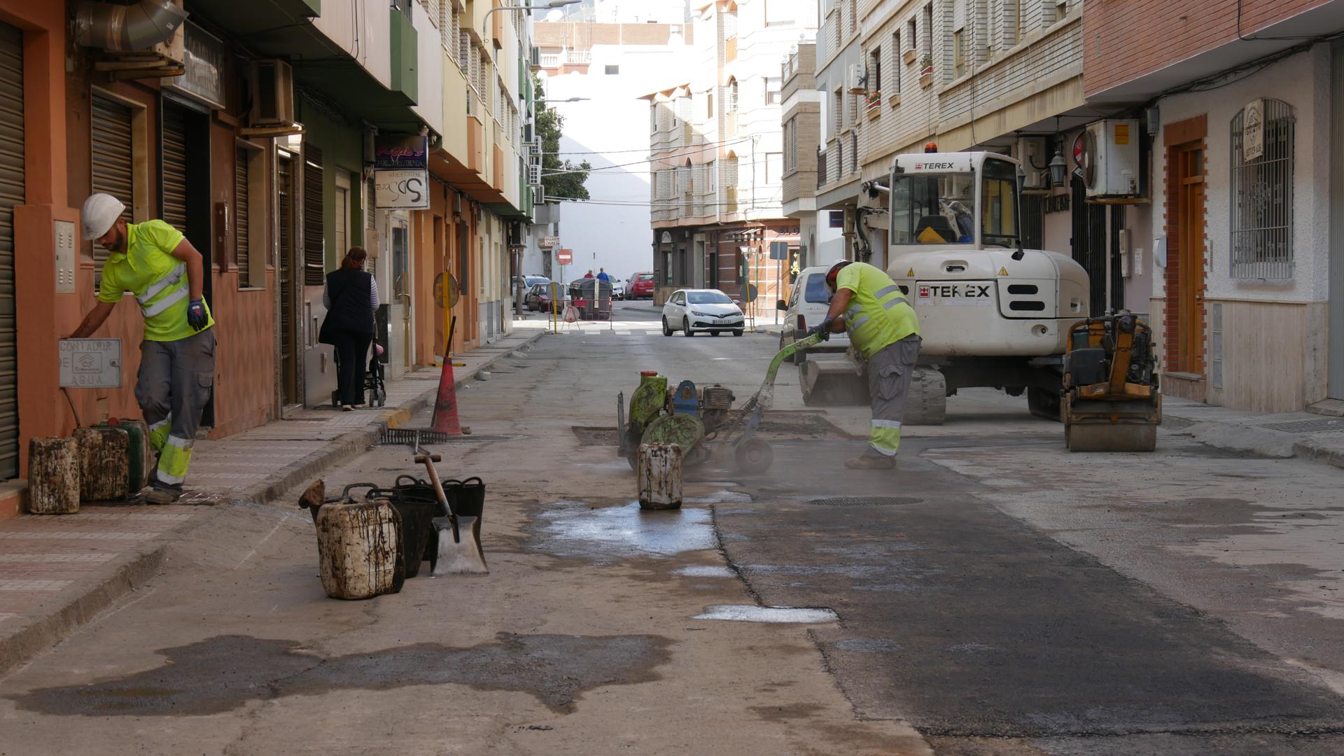 renovacion saneamiento calle Greco adra
