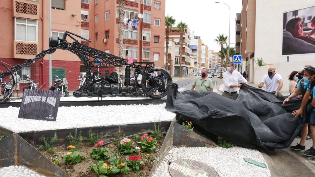Inauguración rotonda Avenida Mediterráneo moto Adra