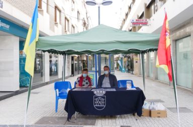 Ayuntamiento de Adra colabora con la comunidad ucraniana
