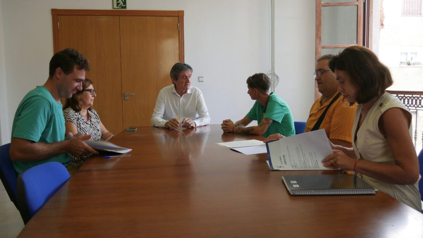 El Ayuntamiento de Adra incorpora tres conductores a Servicios Municipales