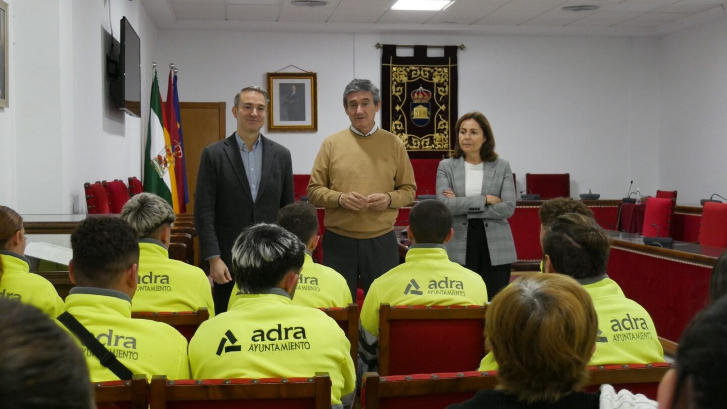 El Ayuntamiento de Adra pone en marcha el programa Activa-T Joven para fomentar el empleo juvenil