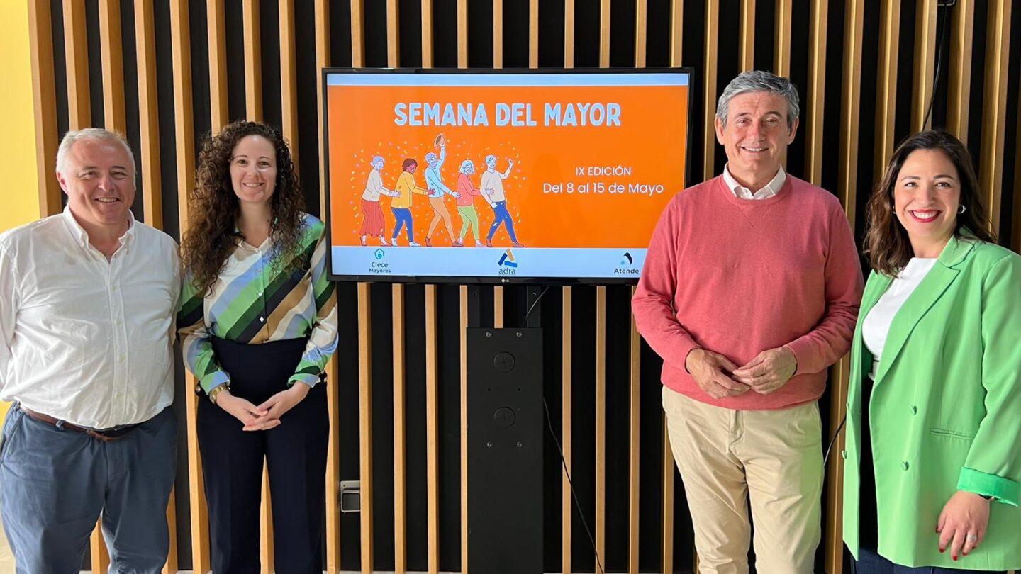 Adra presenta la IX edición de la Semana del Mayor, que se celebrará del 8 al 15 de mayo