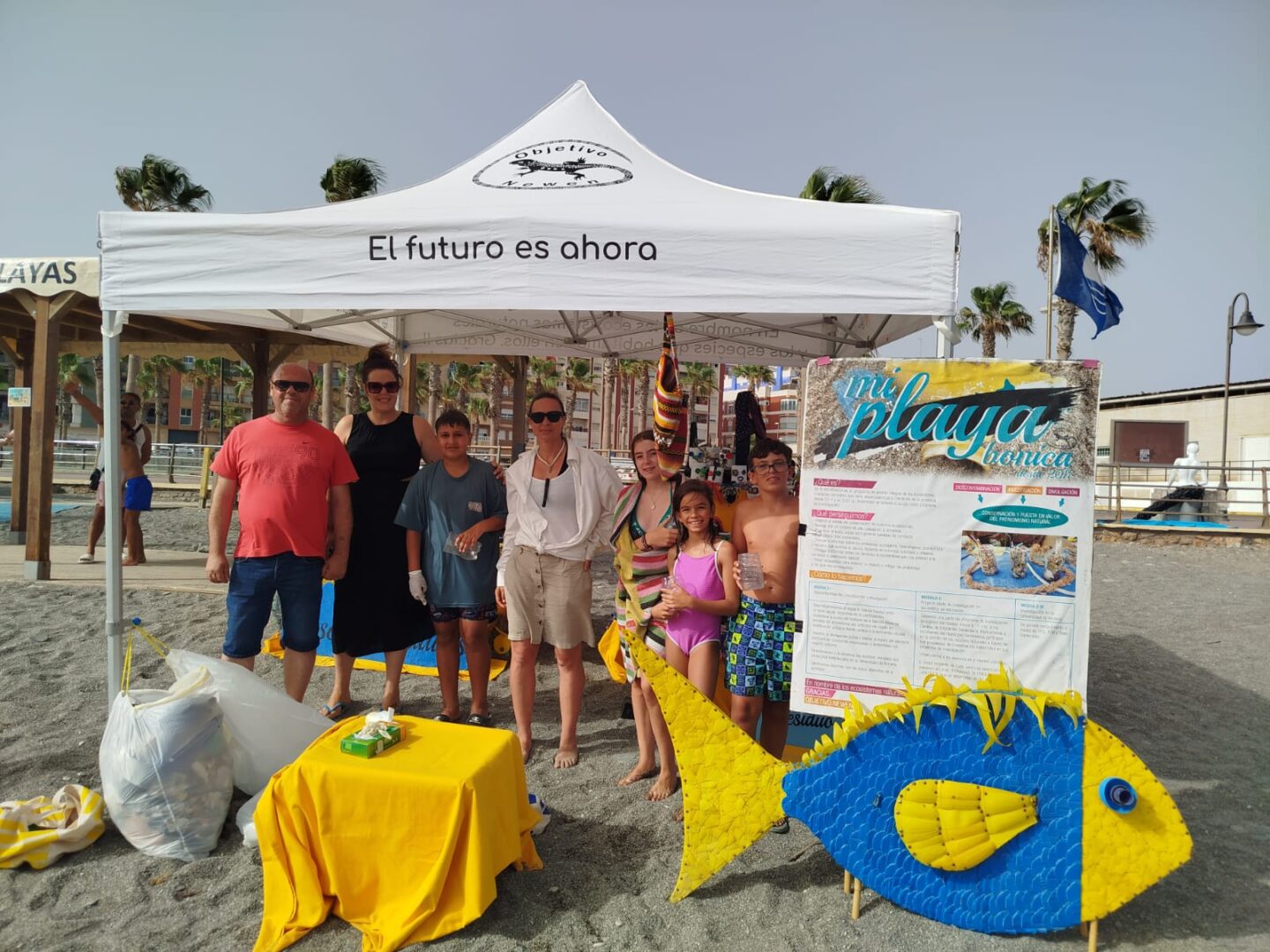 ‘Mi Playa Bonica’ regresa a las playas de Adra para fomentar el reciclaje y el cuidado del litoral